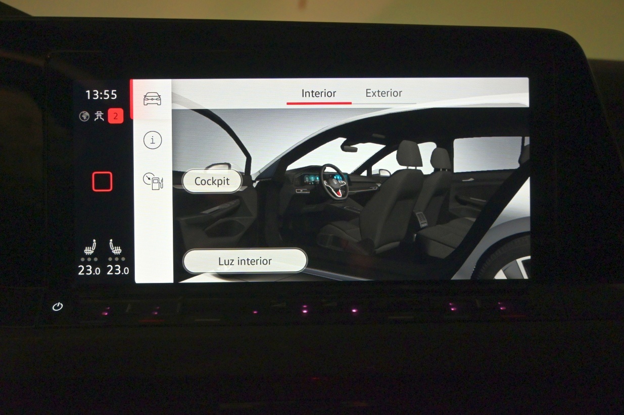 Volkswagen GOLF GTI 2,0 tsi 180kw 245cv dsg 5p 2023 19.600km Gasolina Automatico