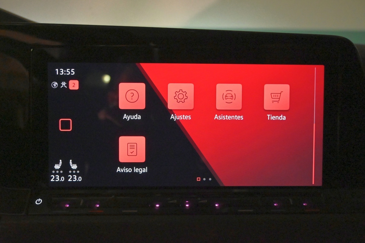 Volkswagen GOLF GTI 2,0 tsi 180kw 245cv dsg 5p 2023 19.600km Gasolina Automatico